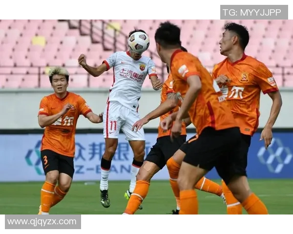 赛后分析：上海足球队与武汉足球队的速度对决全景回顾